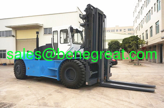 China 35ton forklift truck big forklift with 35000kg load capacity 35ton forklift manufacturer supplier